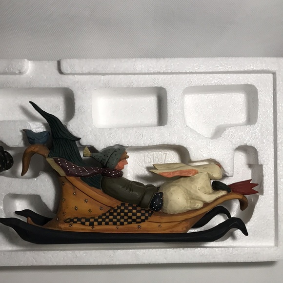 Williraye Studio Brand VTG 1996 SANTA PUSHING SLED Boy Rabbit 2 Locking Pieces - Picture 8 of 15